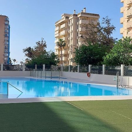 Elegante Alojamiento Con Piscina A 200 M Del Mar. Lejlighed Benalmádena Eksteriør billede