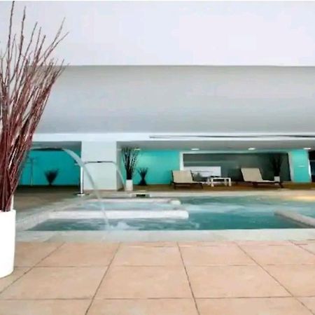 Elegante Alojamiento Con Piscina A 200 M Del Mar. Lejlighed Benalmádena Eksteriør billede