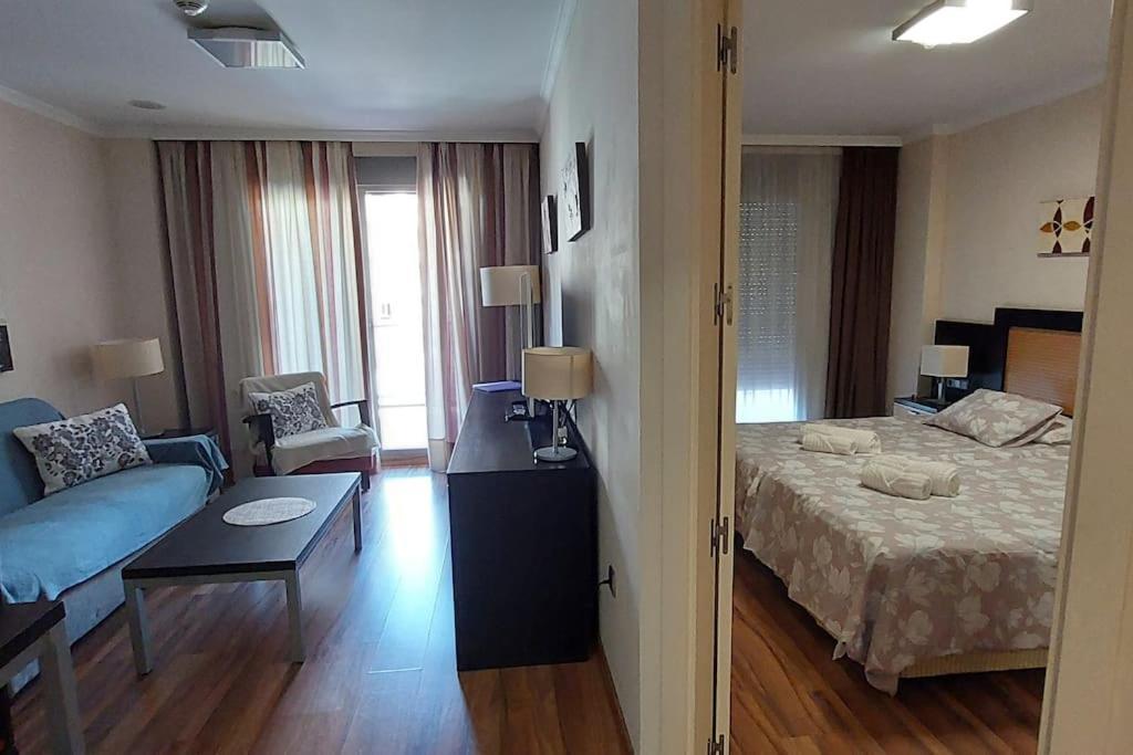 Elegante Alojamiento Con Piscina A 200 M Del Mar. Lejlighed Benalmádena Eksteriør billede