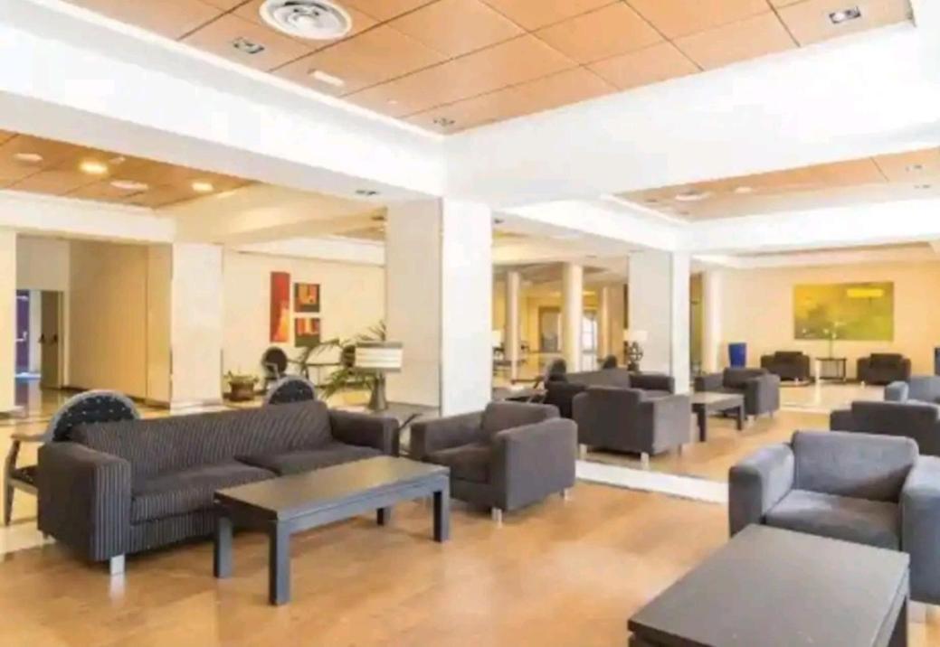Elegante Alojamiento Con Piscina A 200 M Del Mar. Lejlighed Benalmádena Eksteriør billede